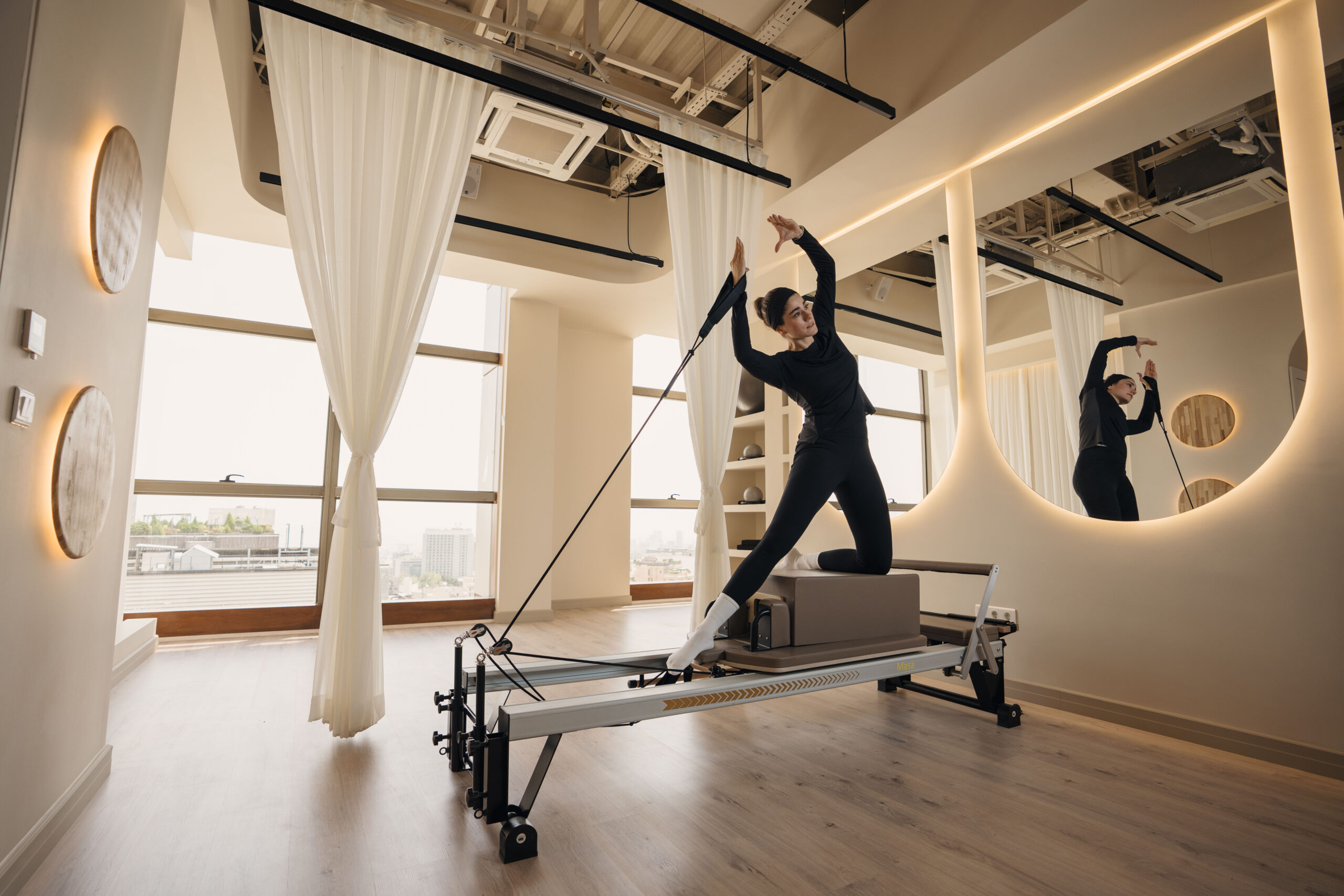 Devenir professeur de Pilates : métier, formation et débouchés